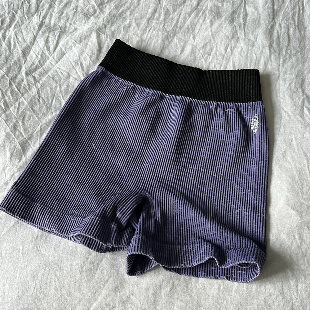 FP MOVEMENT SHORTS | purple | XS/S size